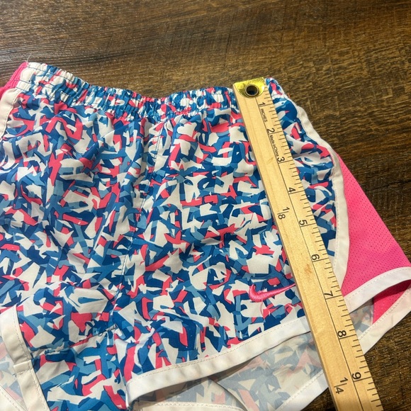 Nike Shorts 6 - Picture 7 of 8